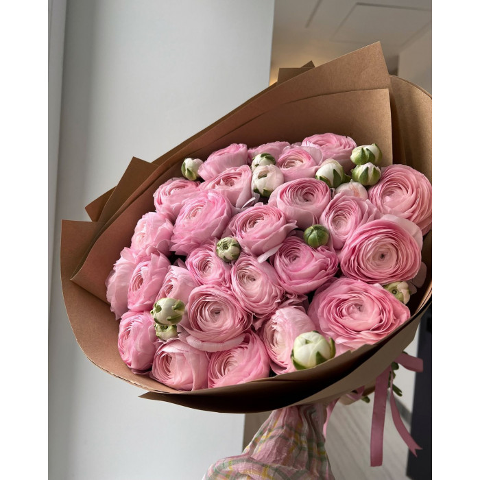 Ранункулюсы в Аркалыке